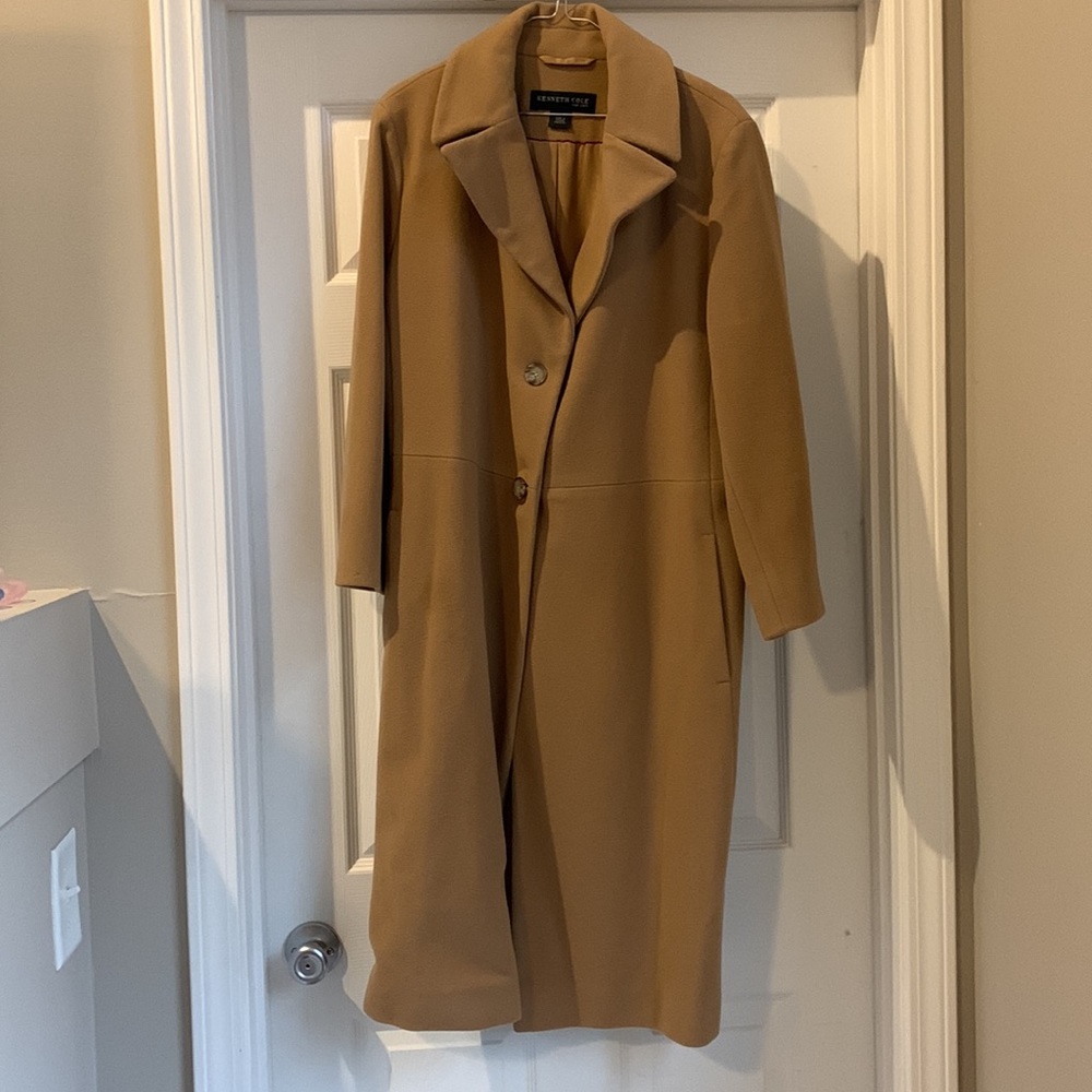 Kenneth Cole Womens khaki trench coat size 12